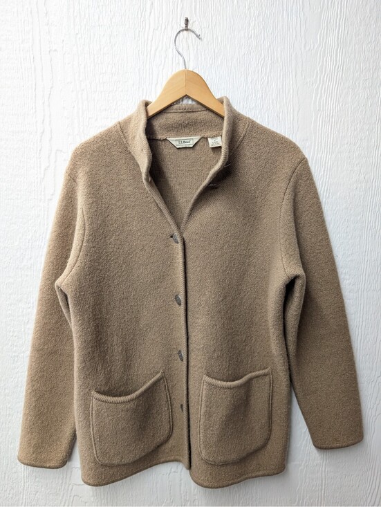 L.L. Bean Sweaters - Vtg LL Bean Cardigan Sweater Beige 100% Wool Button Nordic Classic Size Medium